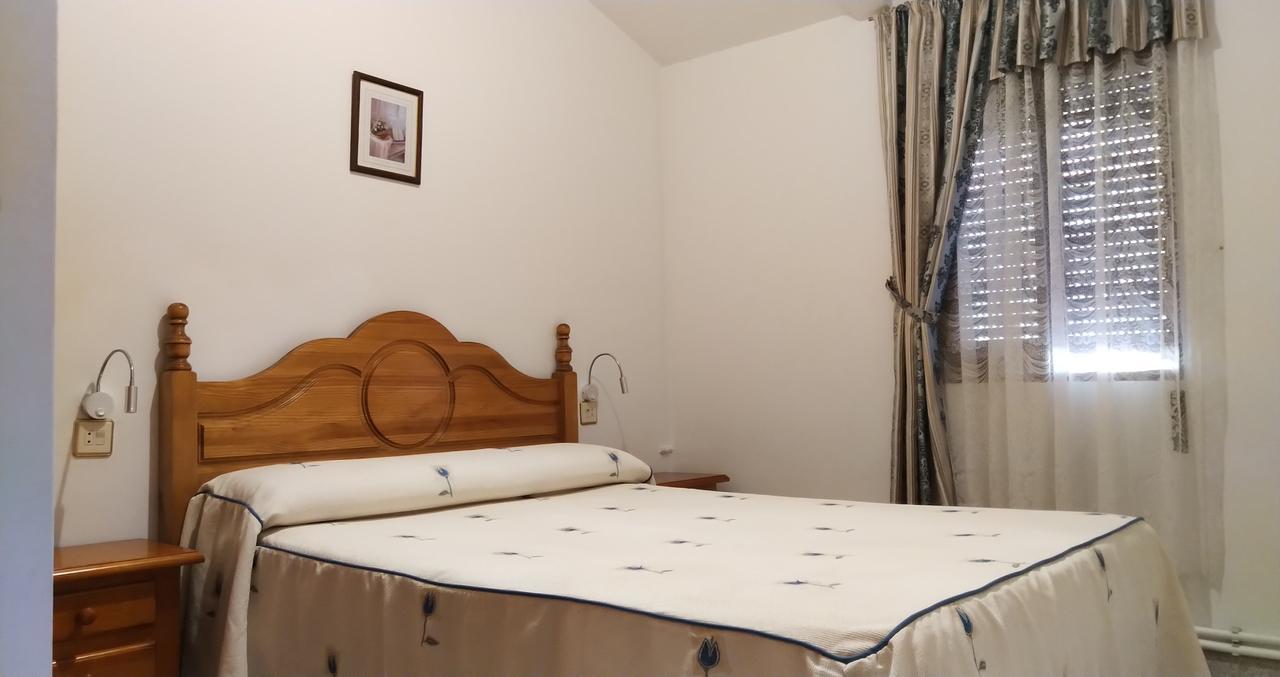 Hostal Yuste Hotel Garganta la Olla Luaran gambar